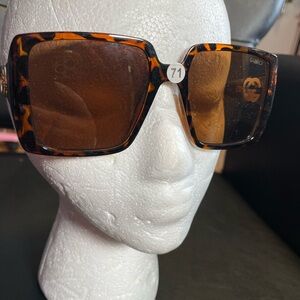 Brown Tortoiseshell Sunglasses Oversized Retro